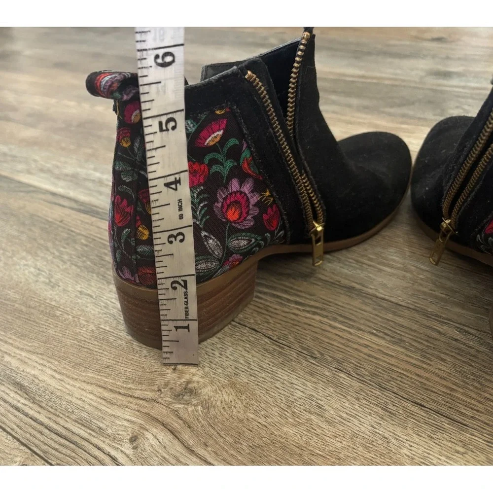 Inkkas Rooster Bootie 8 Black Suede Floral Embroidery Boho Festival Cottagecore